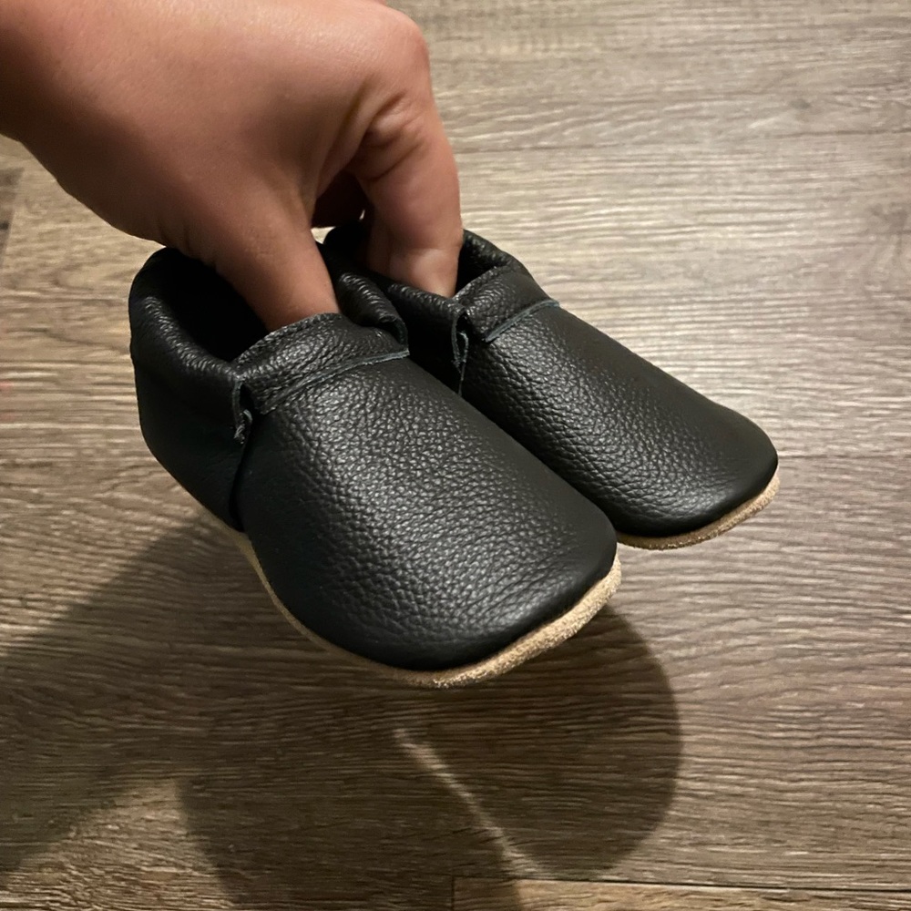 NIB Bird Rock Baby Fringeless Mocs